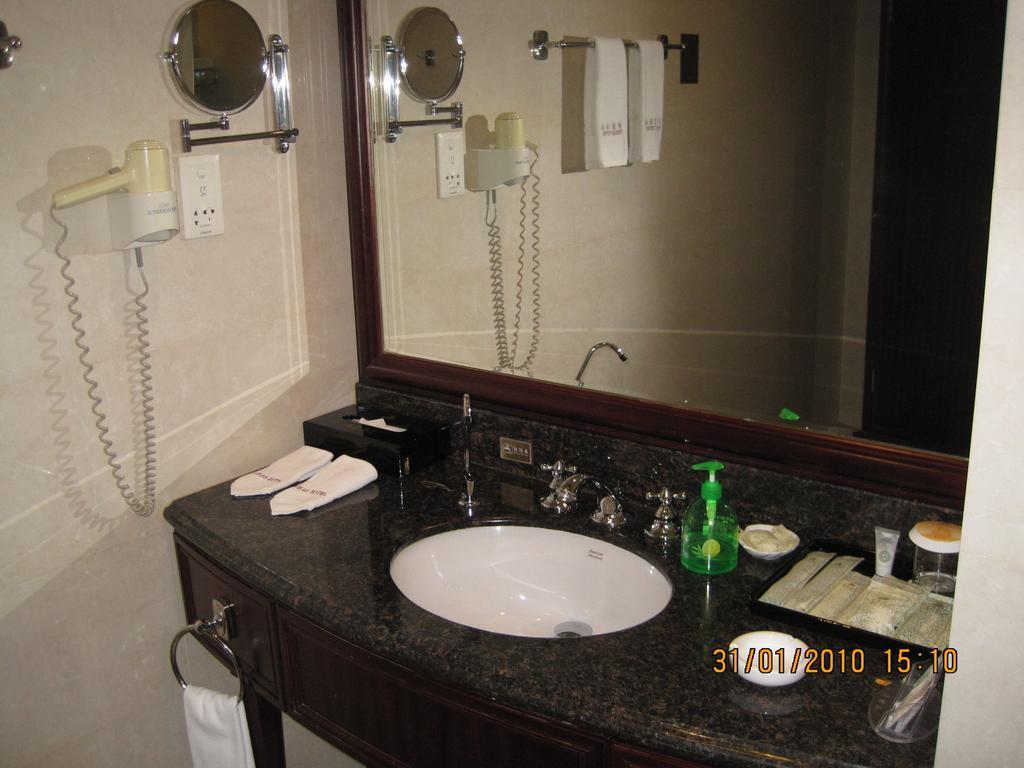 Dihao Hotel جينجيانغ الغرفة الصورة